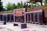 Wide view of Oregon Korean War Memorial
